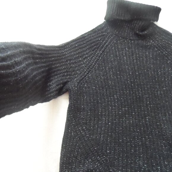 Black Turtleneck Sweater size S - Picture 5 of 6